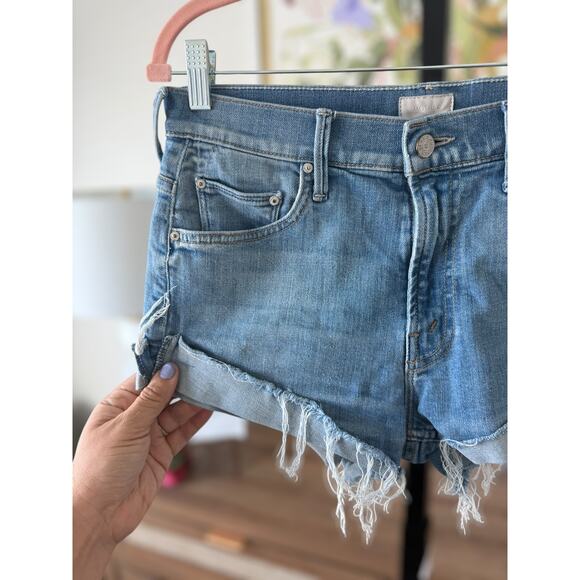 Mother Mid Rise Rascal Slit Flip Cutoff Jean Short One Smart Cookie Womens Sz 26 - Picture 7 of 11